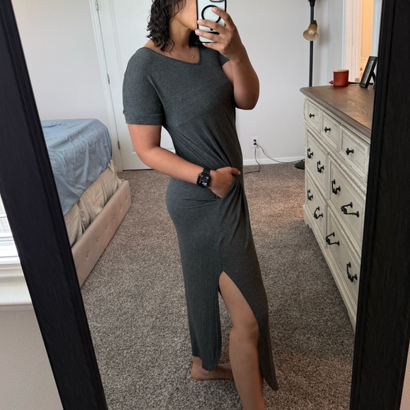 Short Sleeve Split Maxi Dress - Picture 8 of 13